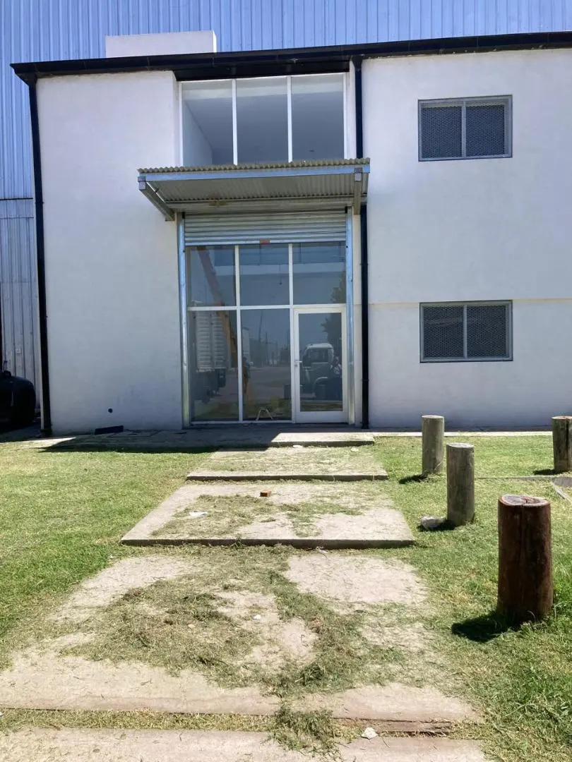 GALPON/DEPOSITO 1.460m2 PARQUE INDUSTRIAL SIP GRAL RODRIGUEZ 4