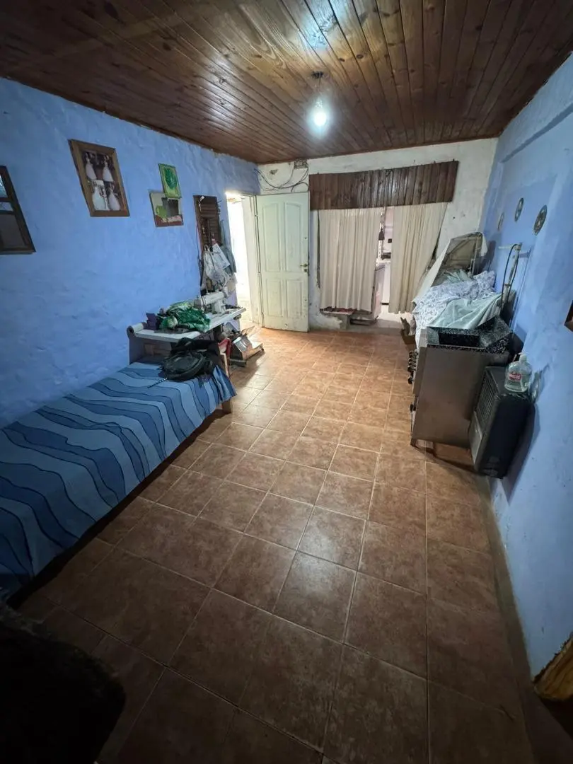 CASA CON DEPARTAMENTO Y LOCAL EN OLIVERA 4