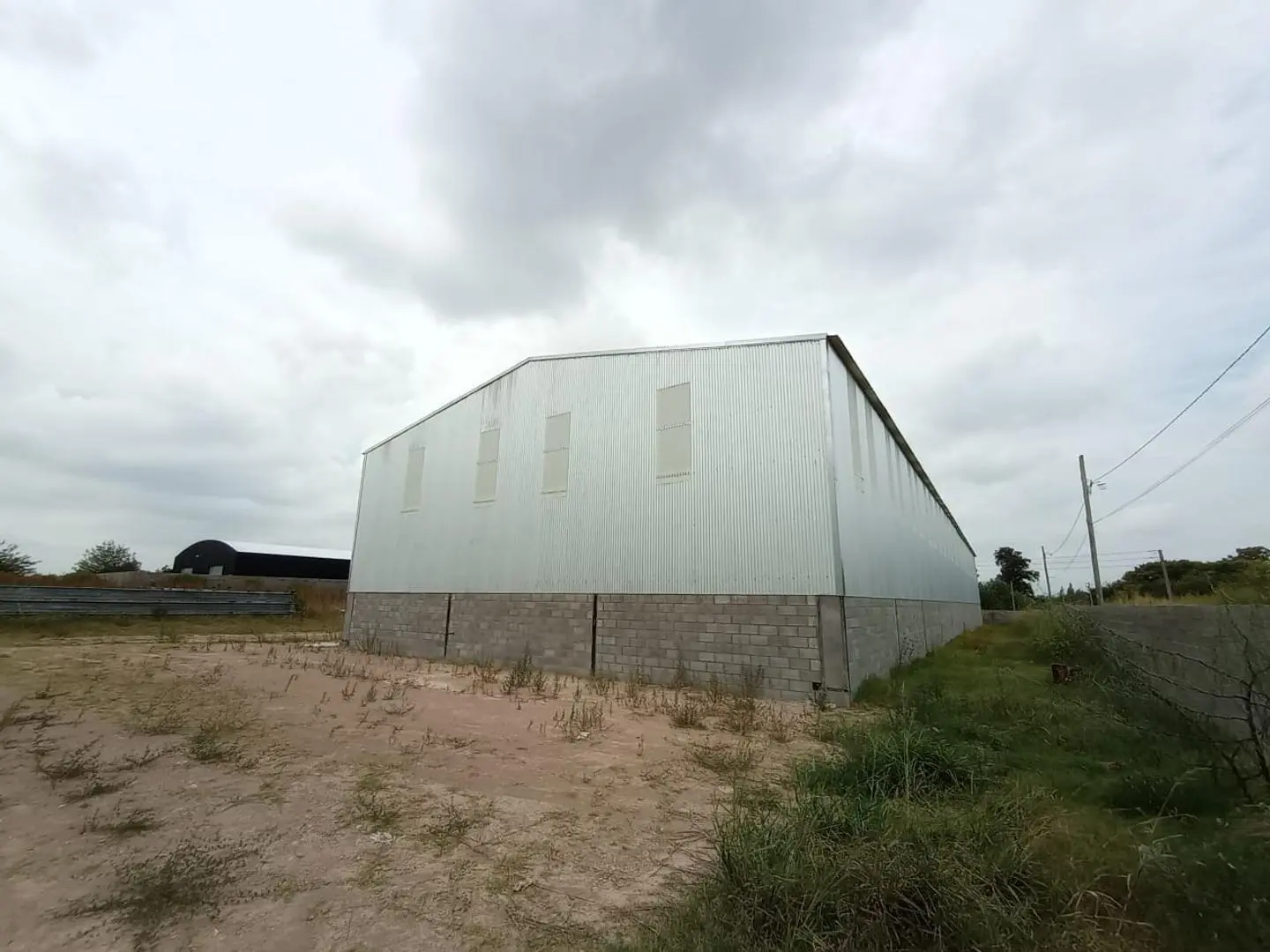 ALQUILER GALPON ZONA INDUSTRIAL LUJAN 5