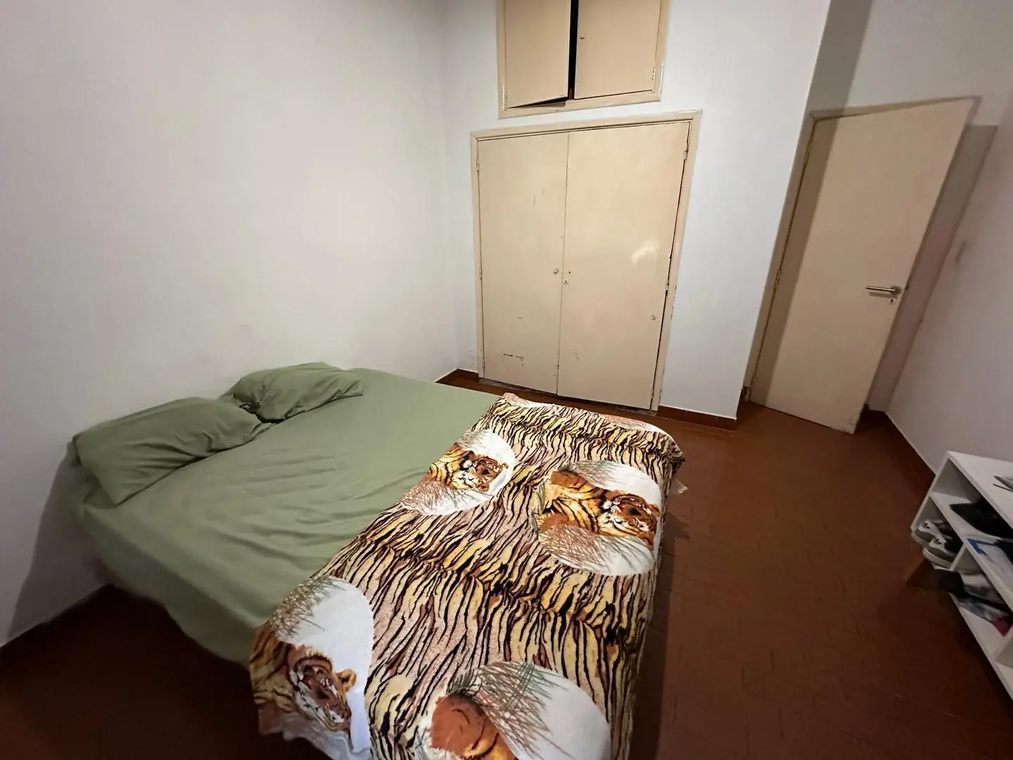 VENTA CASA 3 AMBIENTES CON DEPTO EN MORENO 4