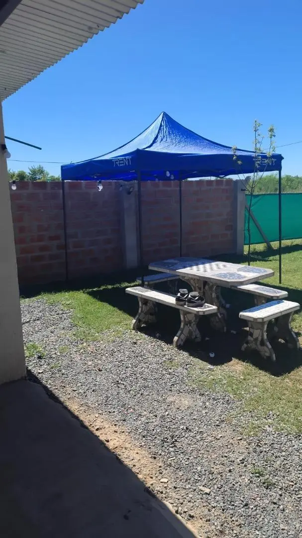 CASA QUINTA EN  VENTA CON AMPLIO PARQUE-CHIVILCOY 4