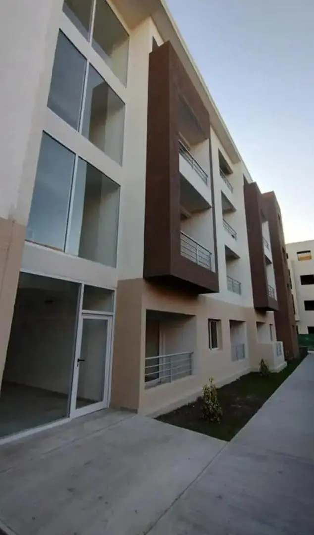 HERMOSO DEPARTAMENTO EN PASO DEL REY 1