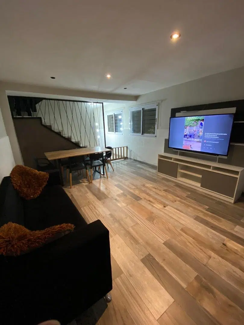 Casa en venta 4 ambientes en Tristan Suarez 2