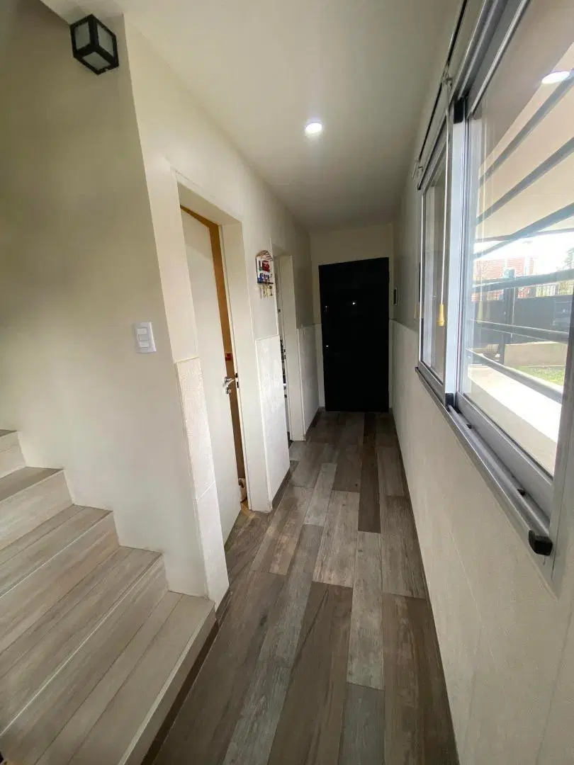 Casa en venta 4 ambientes en Tristan Suarez 3
