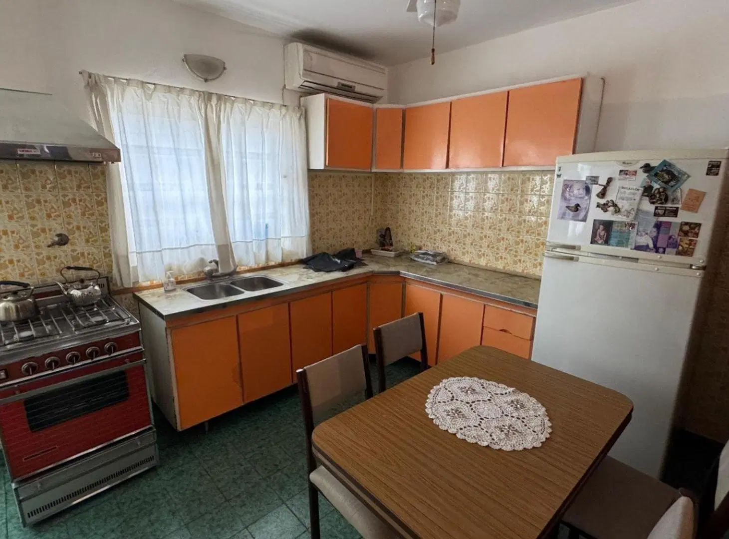 Casa en Venta en moreno con excelente iluminacion 5