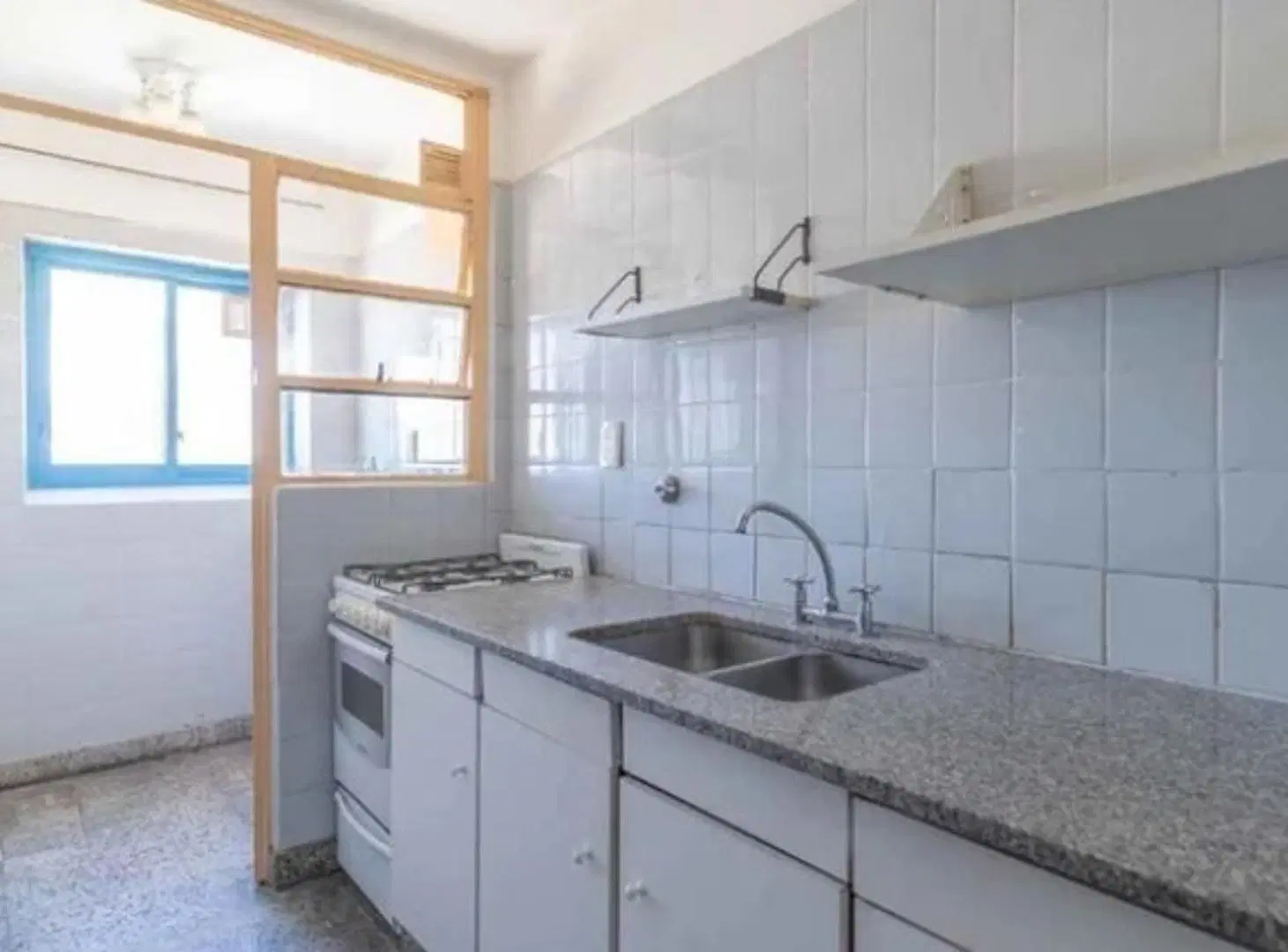 DEPARTAMENTO AMPLIO Y MUY BUENA UBICACION 8