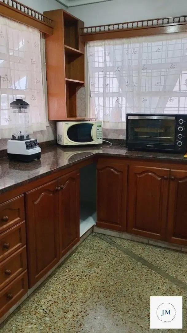 VENTA CASTELAR 3 AMB 2 PATIOS PARRILLA BCÓN TERRAZA 5