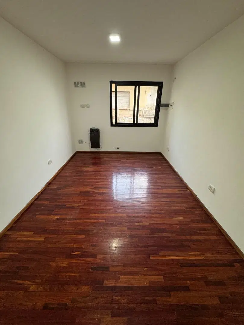 DEPARTAMENTO EN EL CENTRO DE LUJAN 4