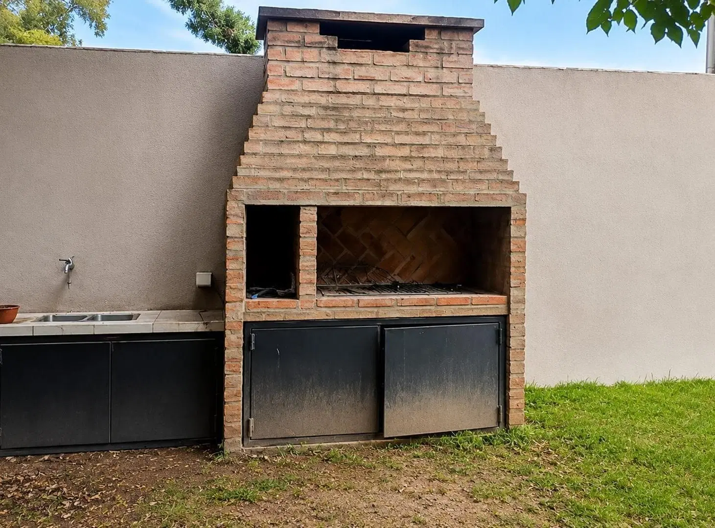 Quinta con pileta, parrilla y parque espacioso 8