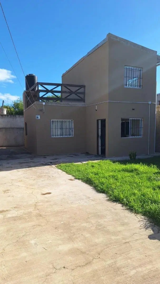 Casa en venta en Merlo 3