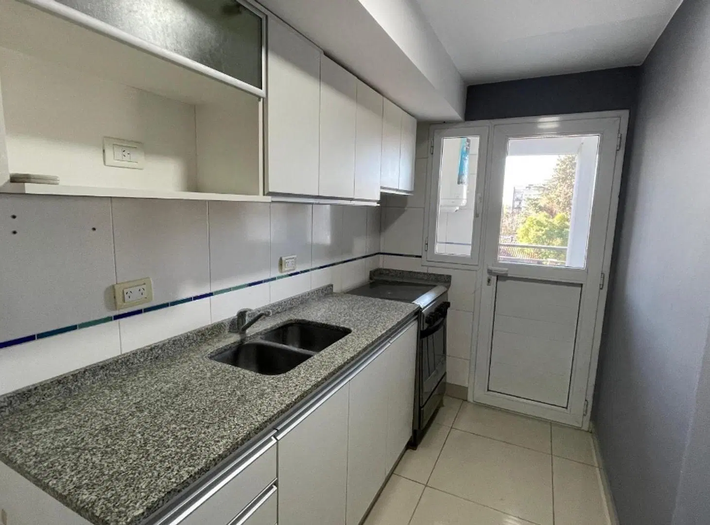 Departamento en venta c/cochera - Torres moreno 5