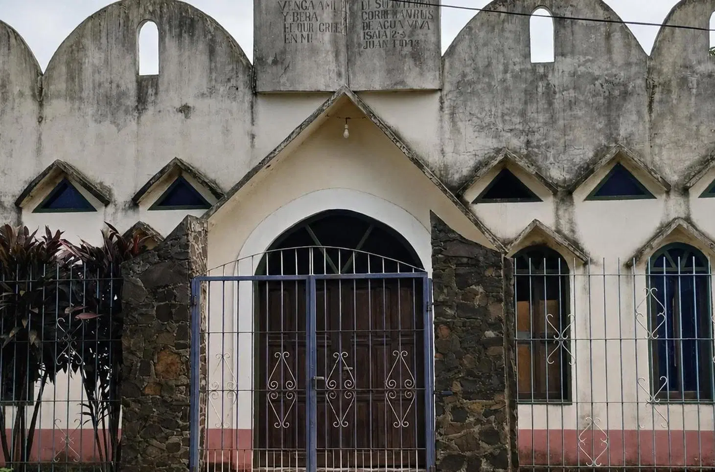 Venta de casa con local 3 ambientes en Garupa Misiones 5