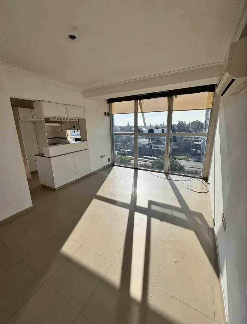 VENTA DEPARTAMENTO DOS AMB. HAEDO NOPRTE 4