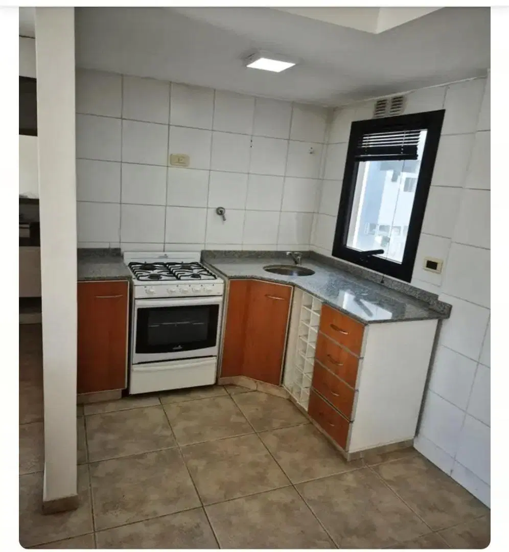 VENTA DEPARTAMENTO DOS AMB. SOBRE AVENIDA RAMOS MEJIA 5