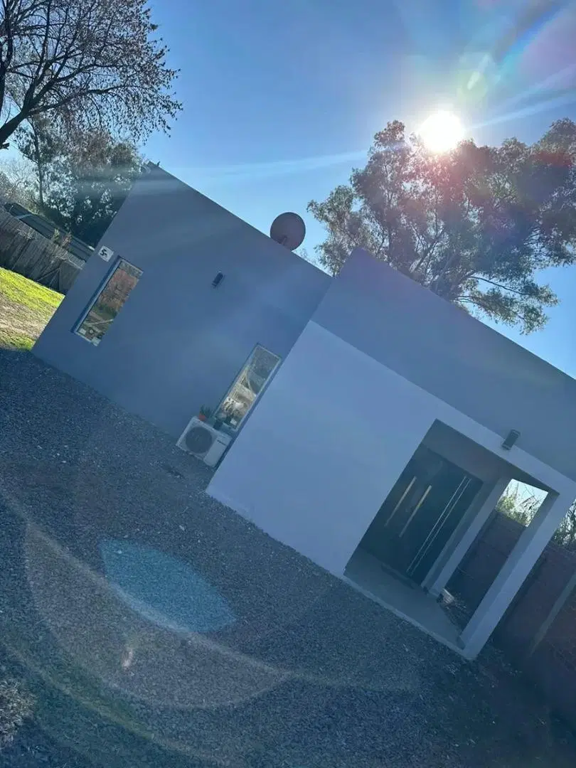 VENTA CASA QUINTA C/PILETA 4 AMB - 2 BAÑOS GRAL RODRIGUEZ 3