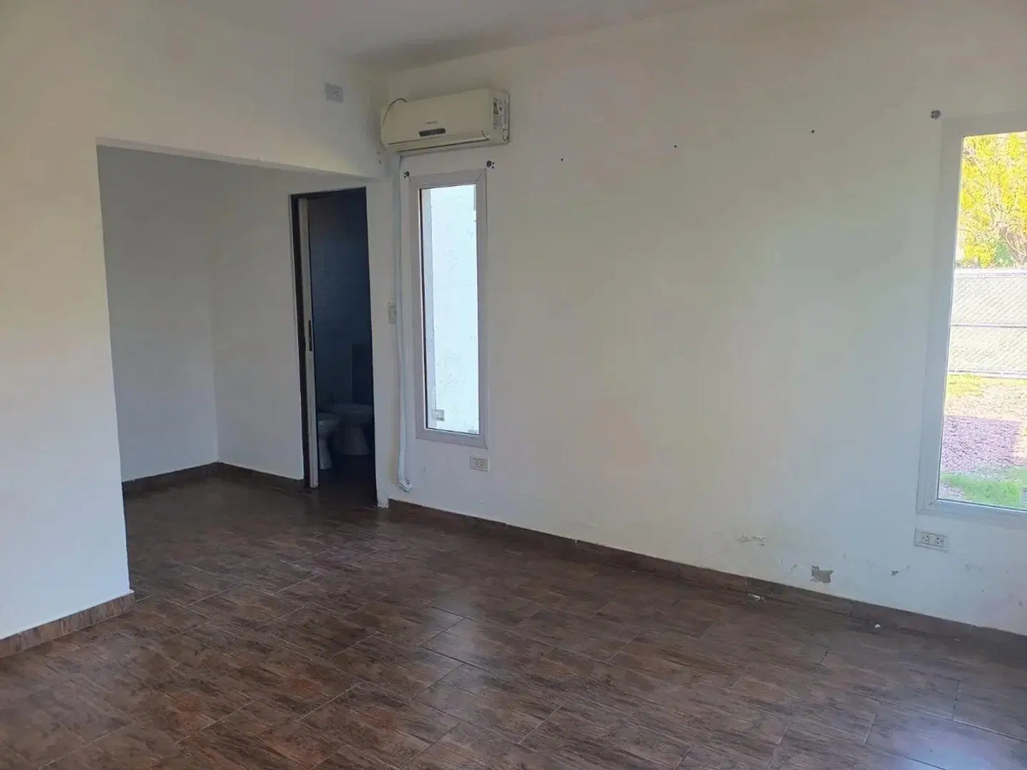 VENTA CASA QUINTA C/PILETA 4 AMB - 2 BAÑOS GRAL RODRIGUEZ 5