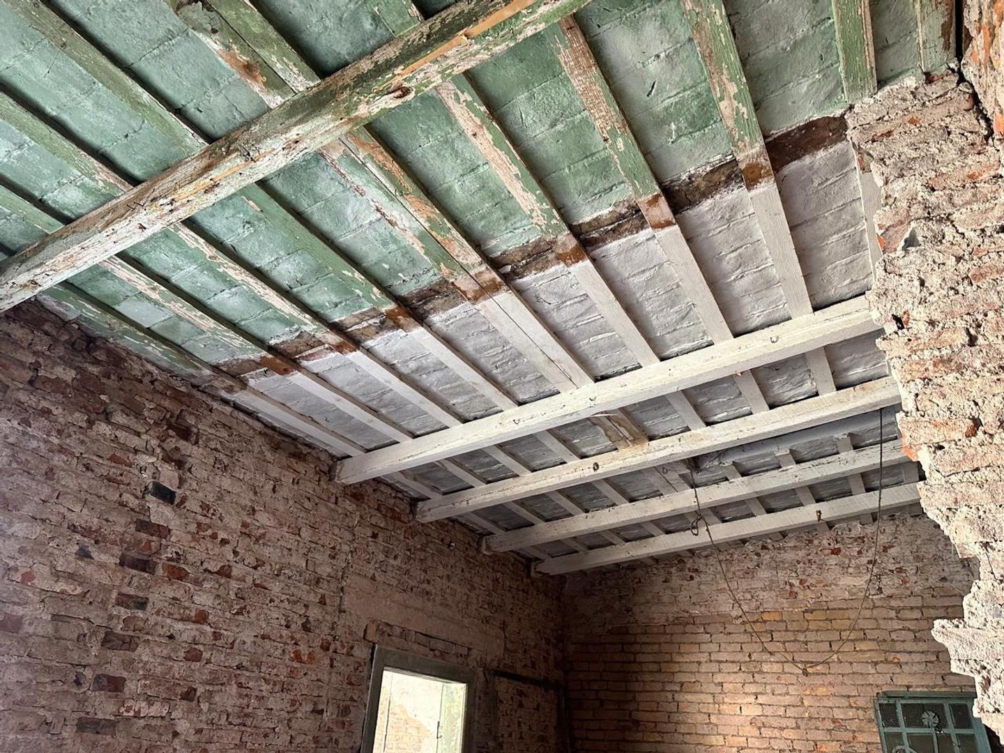 Foto de CASA a RECICLAR - EXCELENTE OPORTUNIDAD para INVERSORES!, imagen 4