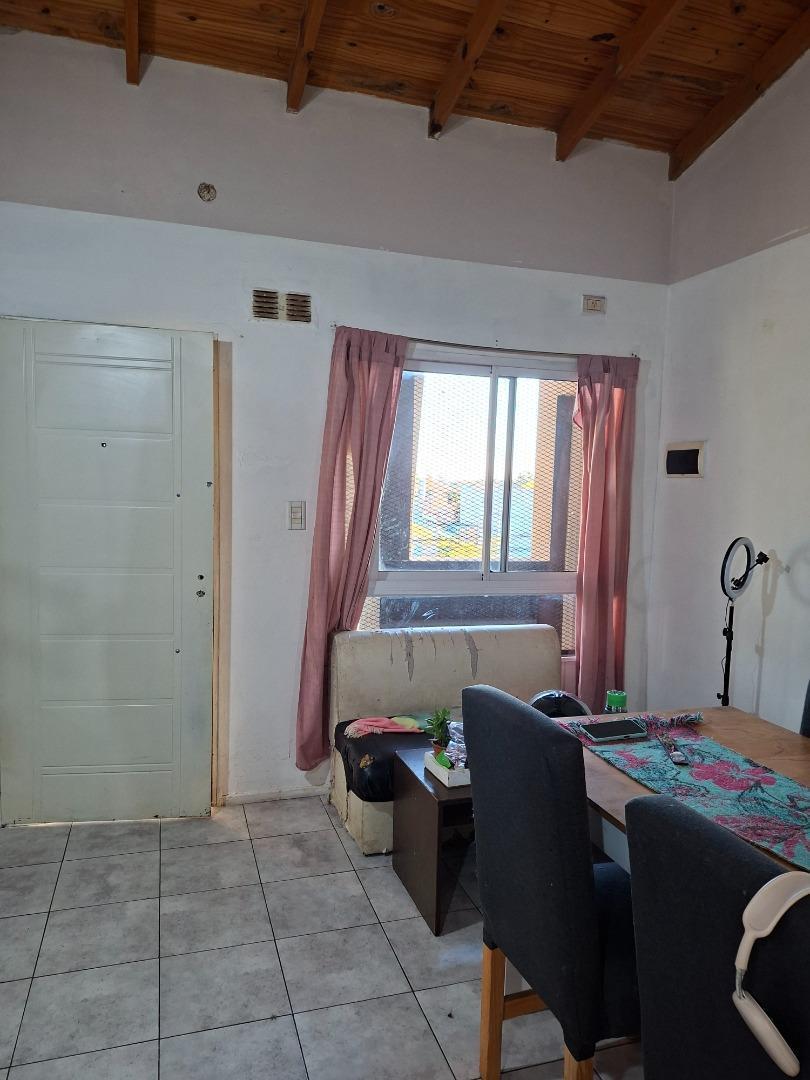 Foto de Venta Departamento 2 Amb. Luminoso c/ posibilidad de cochera, imagen 4