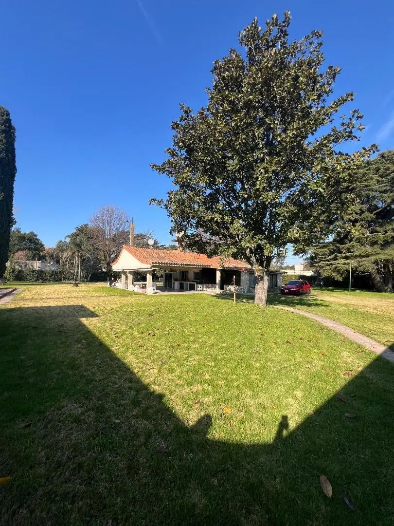 Casa Quinta barrio Malvinas, Gral Rodriguez 12 ambientes 1