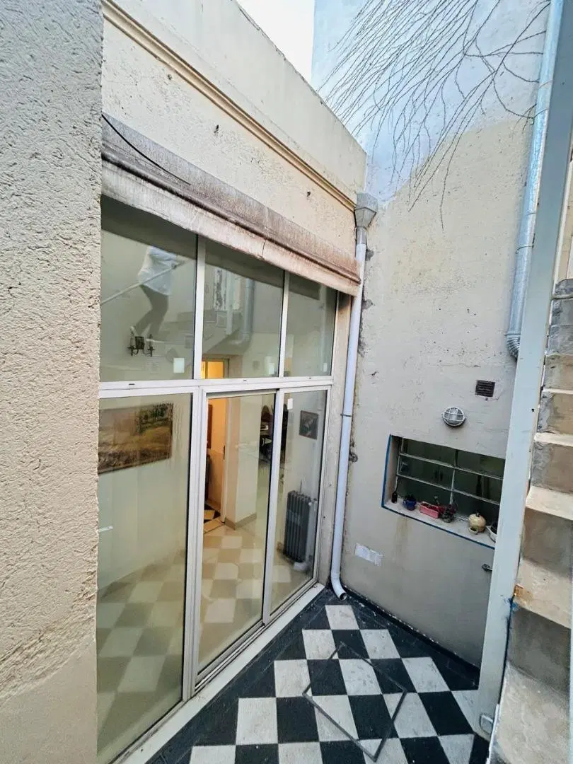 VENTA CASA, CENTRO DE MERCEDES B. 2