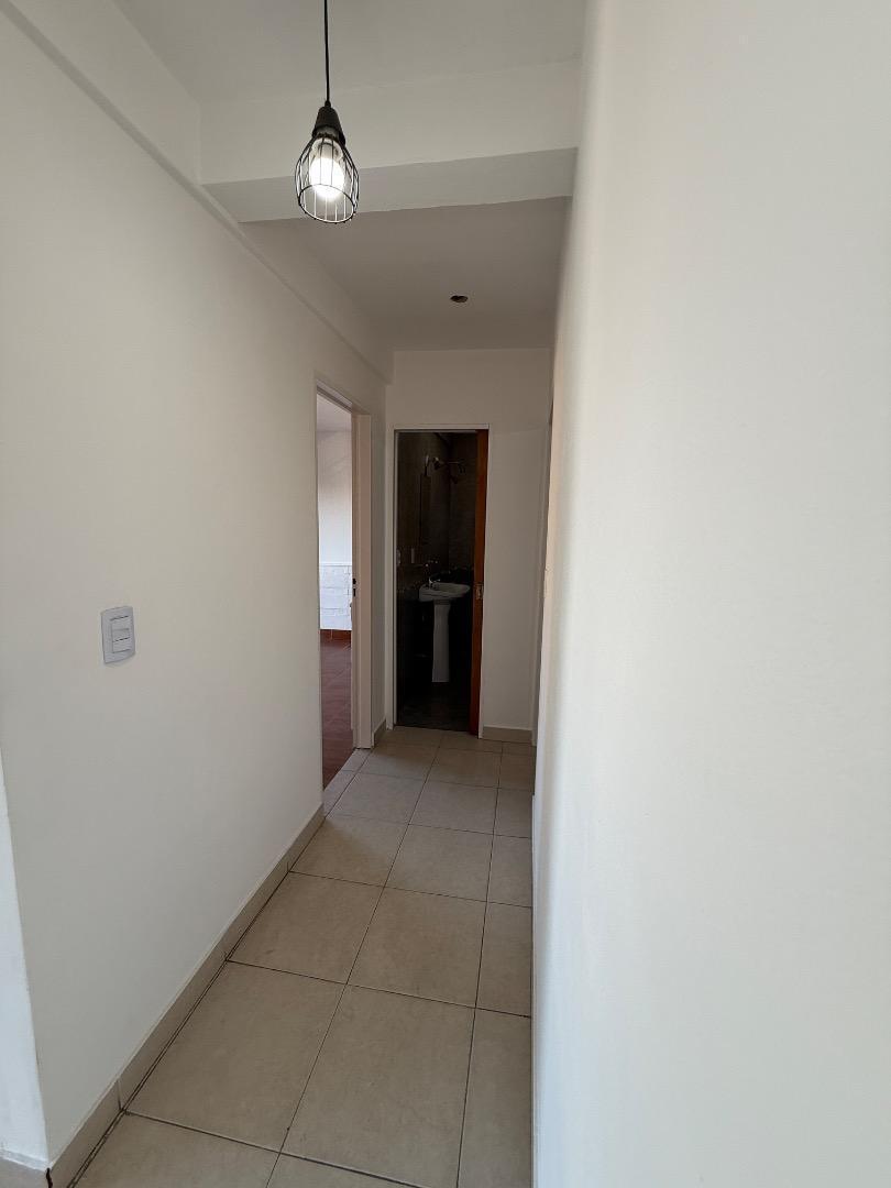Foto de Departamento 3 ambientes muy luminoso con balcon, imagen 3