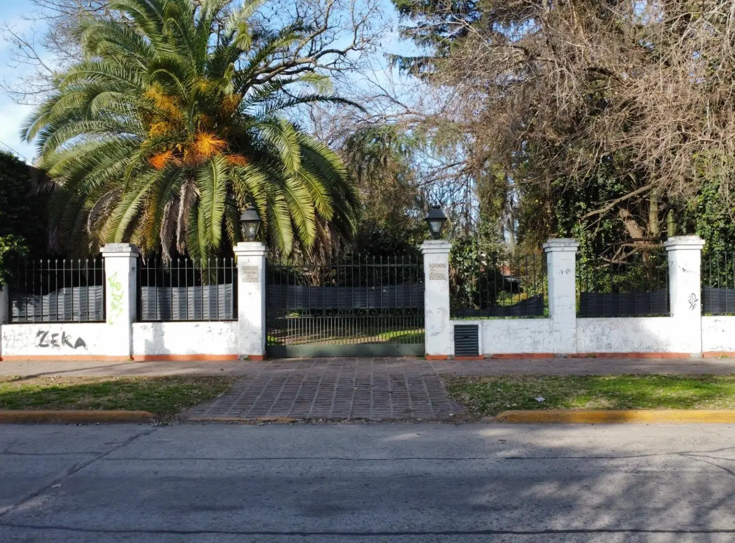 LOTE TERRENO 1660 m2 EN VENTA USD 600.000 MORENO CENTRO 5