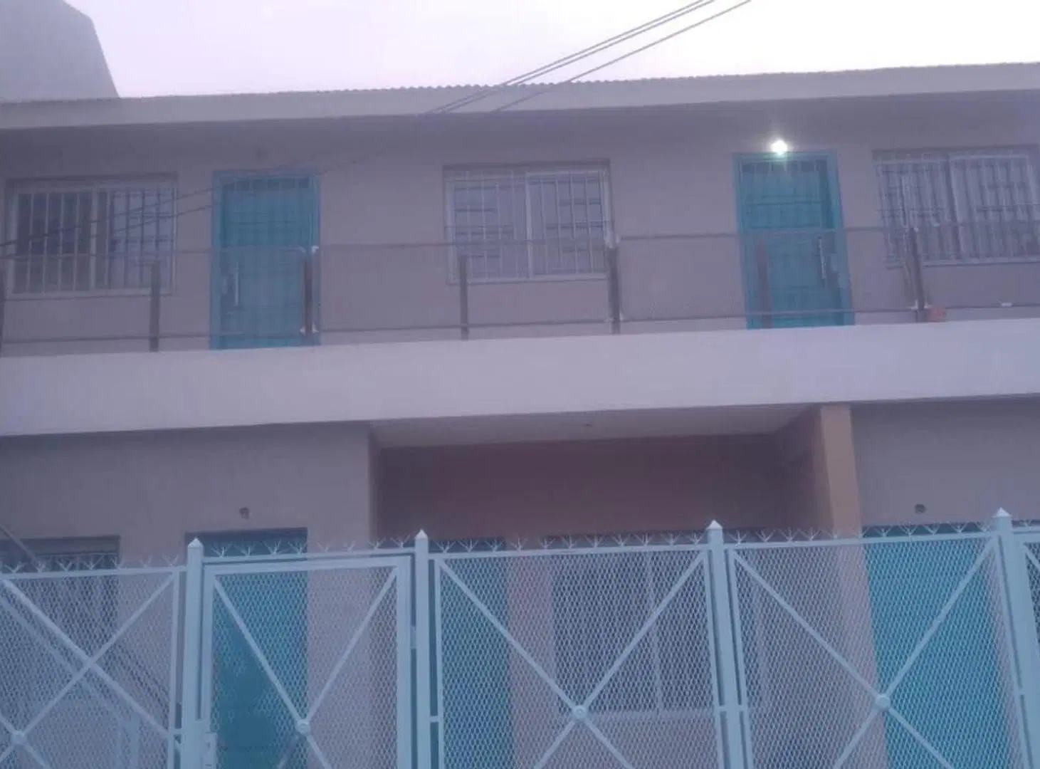 CASA TIPO PH EN PRIMER PISO 3 AMBIENTES 1