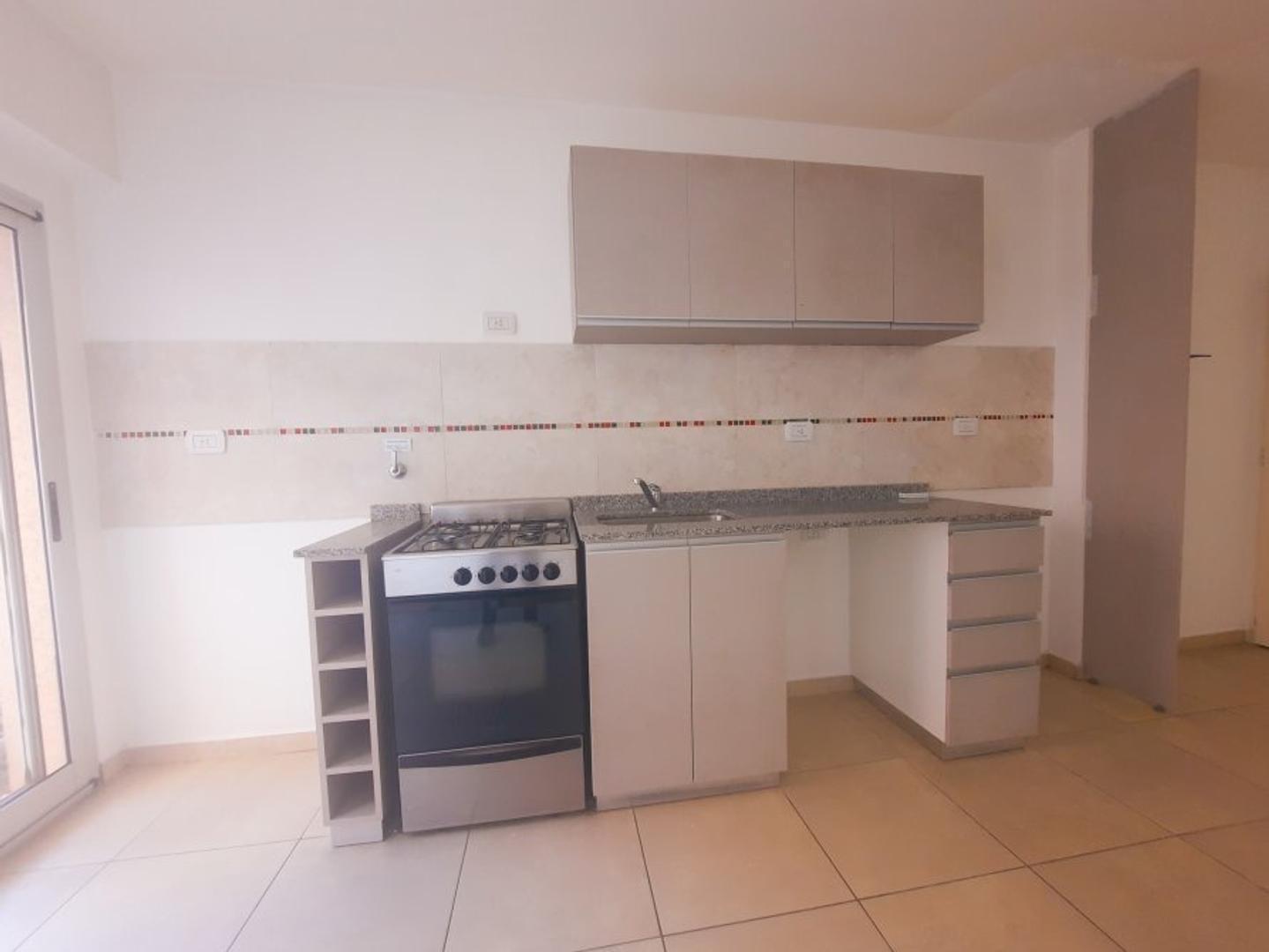 Foto de DEPARTAMENTO EN VENTA EN LANUS, imagen 2