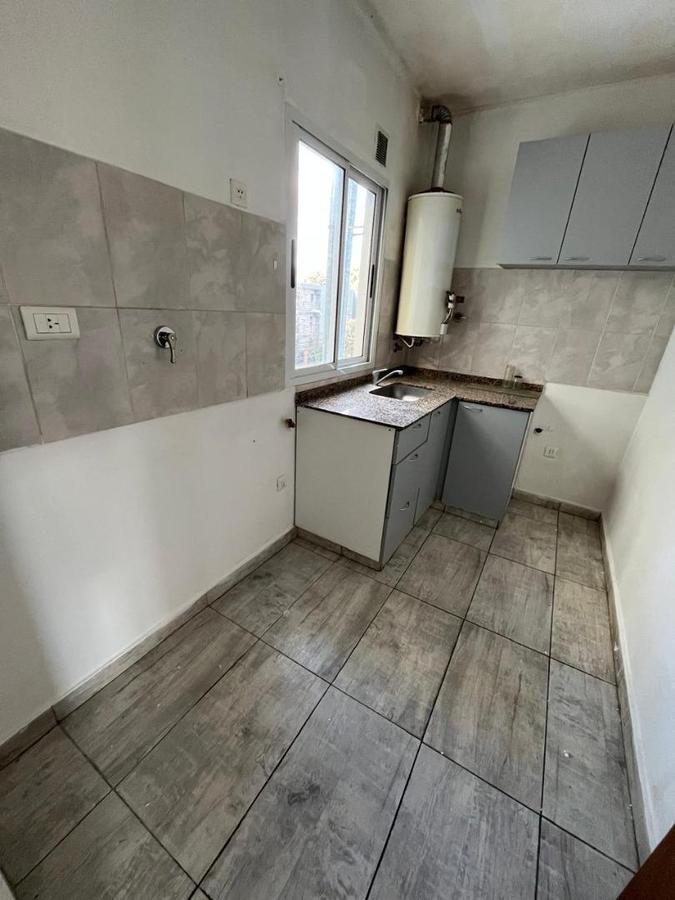 Foto de EXCELENTE DEPARTAMENTO EN HURLINGHAM, imagen 2