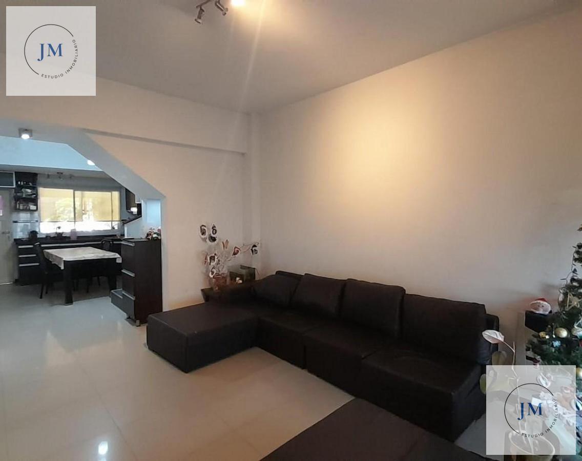 Foto de Casa en venta en San Justo, 4 ambientes, quincho, parrilla y parque, imagen 2
