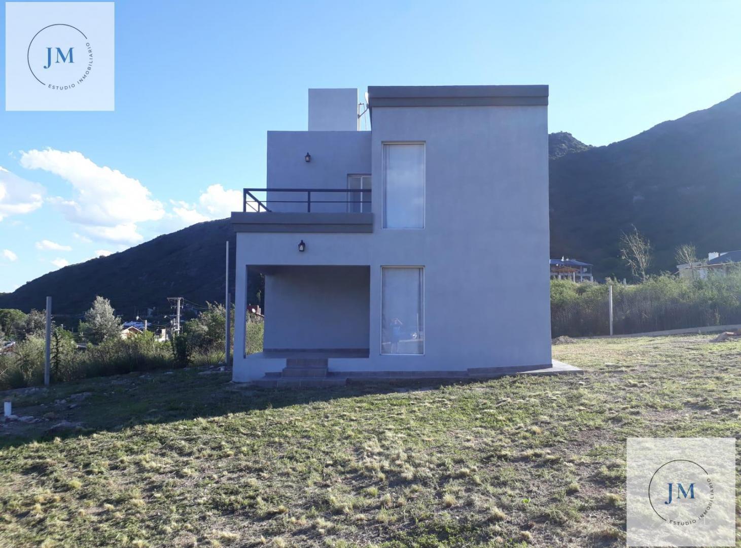 Dúplex en Potrero de los Funes con vista al lago y gran parque