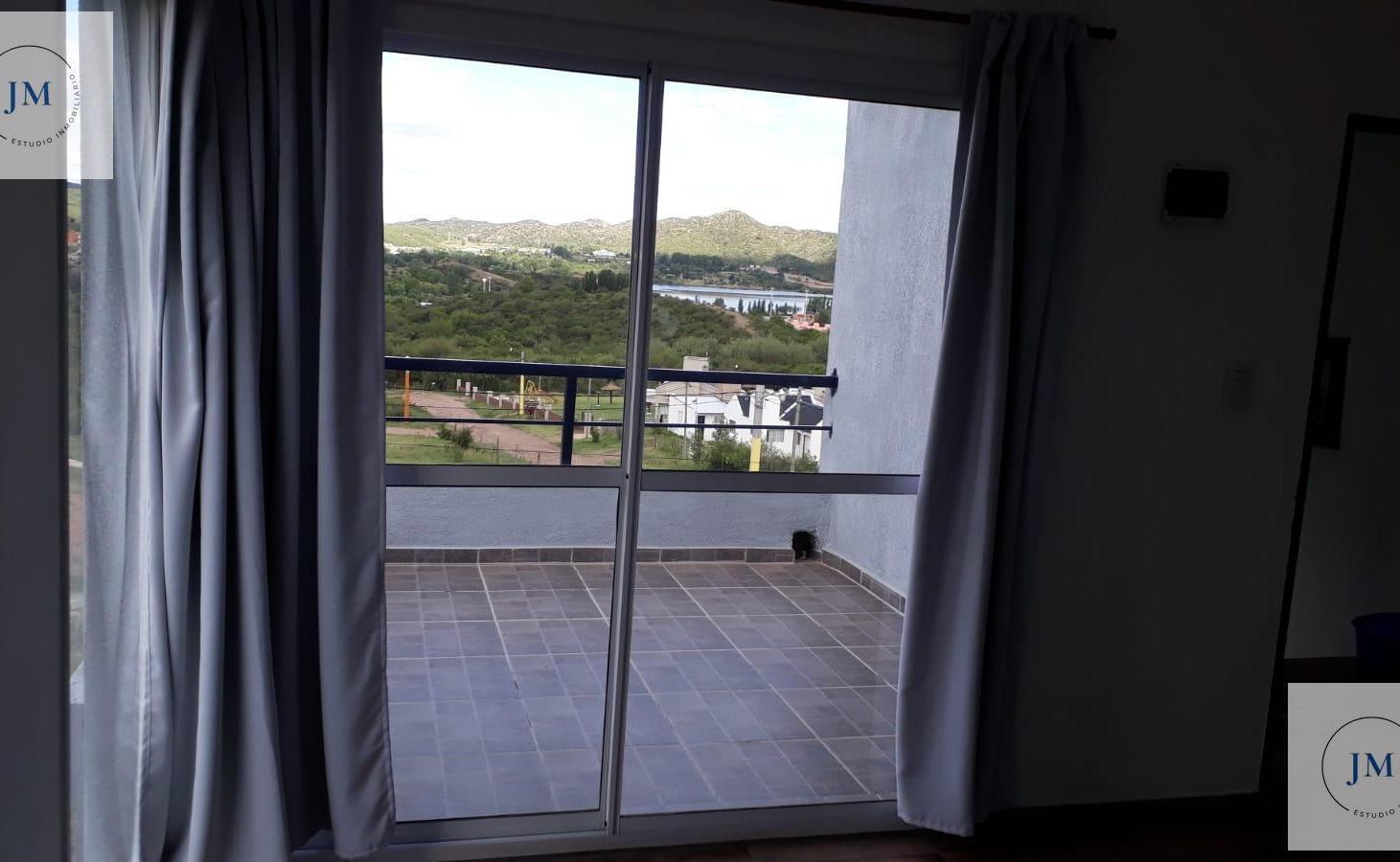 Foto de Dúplex en Potrero de los Funes con vista al lago y gran parque, imagen 2