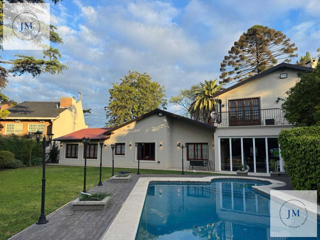 Foto de Casa de categoria en venta en Ituzaingó, imagen 4