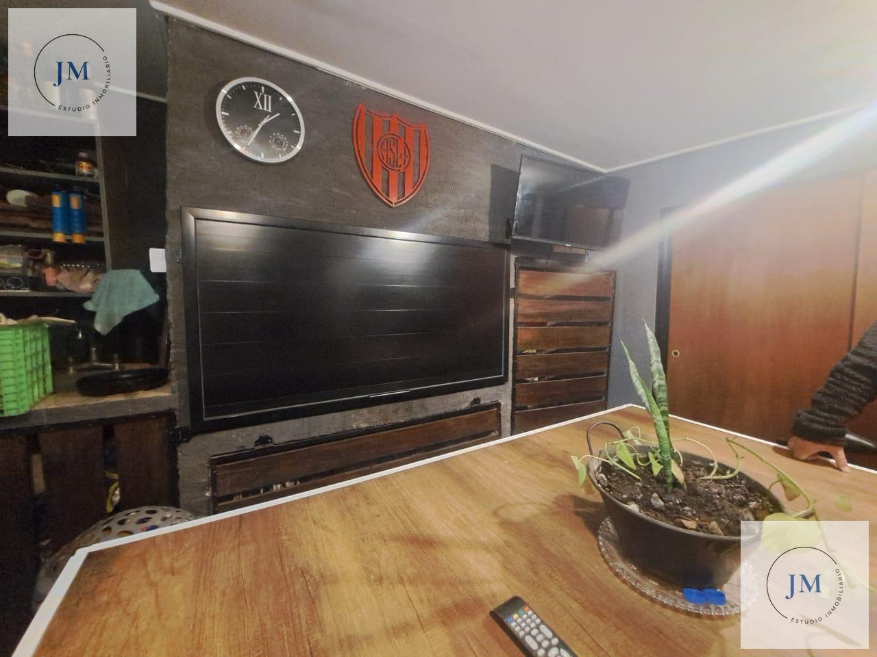 Foto de VENTA CLUB DE CAMPO LAS ACACIAS CASA TIPO DÚPLEX 4 AMBIENTES LA REJA, imagen 2