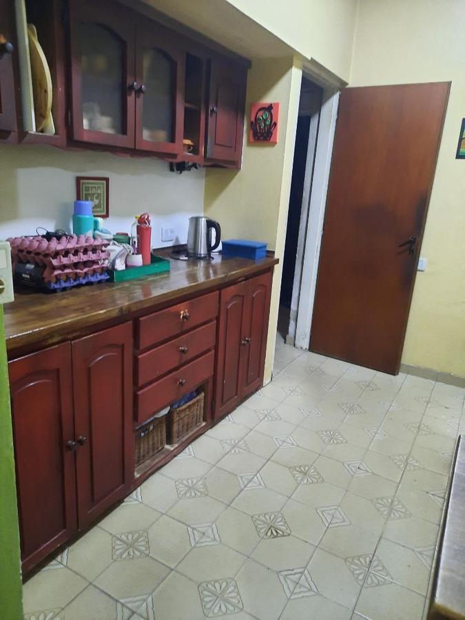 Foto de PROPIEDAD CASTELAR NORTE 3 HABITACIONES LAVADERO PARQUE, imagen 4