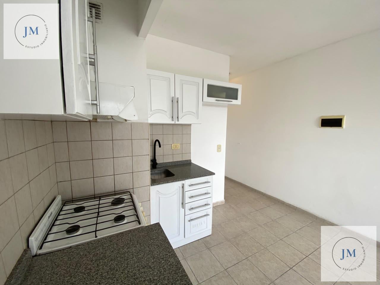 Foto de Departamento en venta a una cuadra de la plaza muñiz, imagen 5