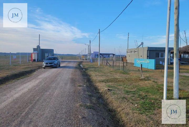 Foto de VENTA DE CASA DE DOS AMBIENTES EN BARRIO PRIVADO ARROYOS DE SAN VICENTE, imagen 3