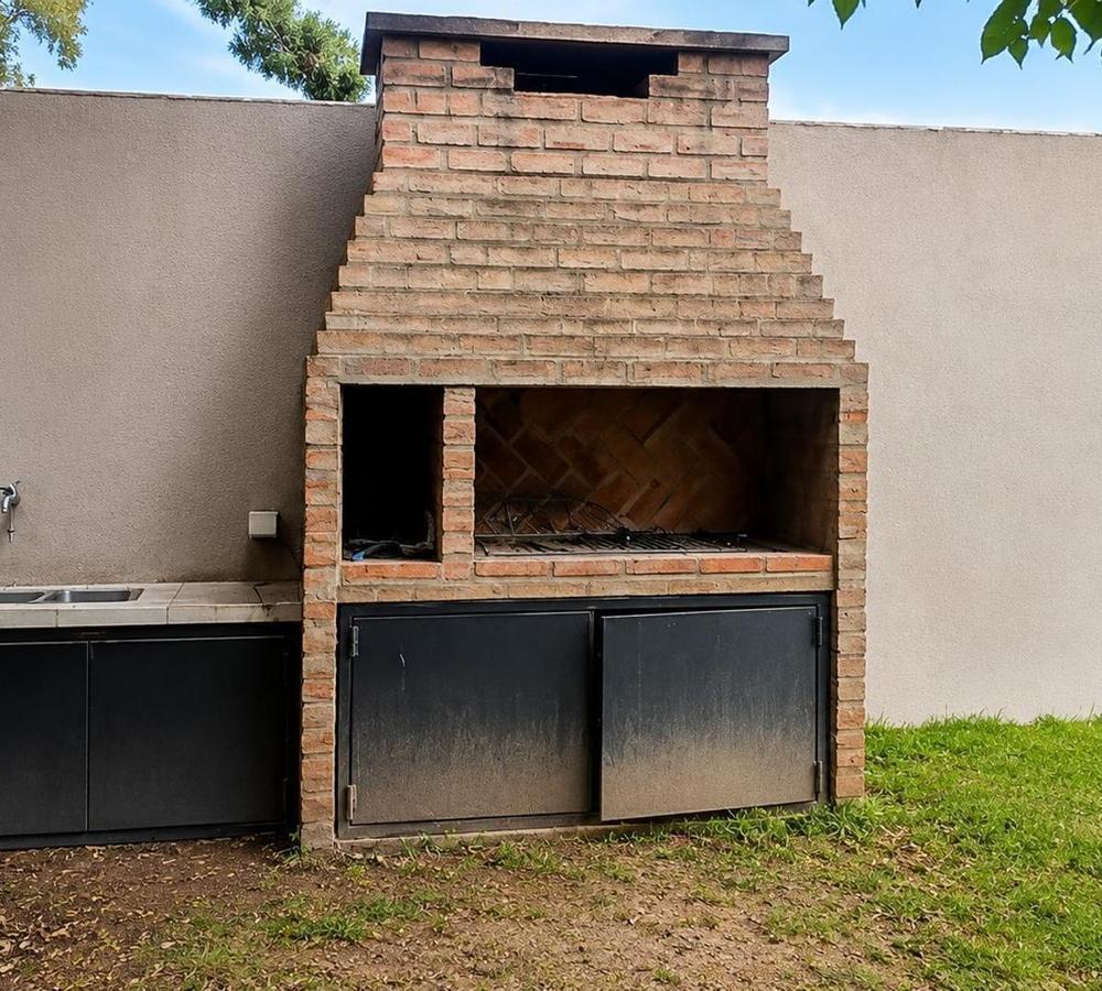 Foto de Quinta con pileta, parrilla y parque espacioso, imagen 5