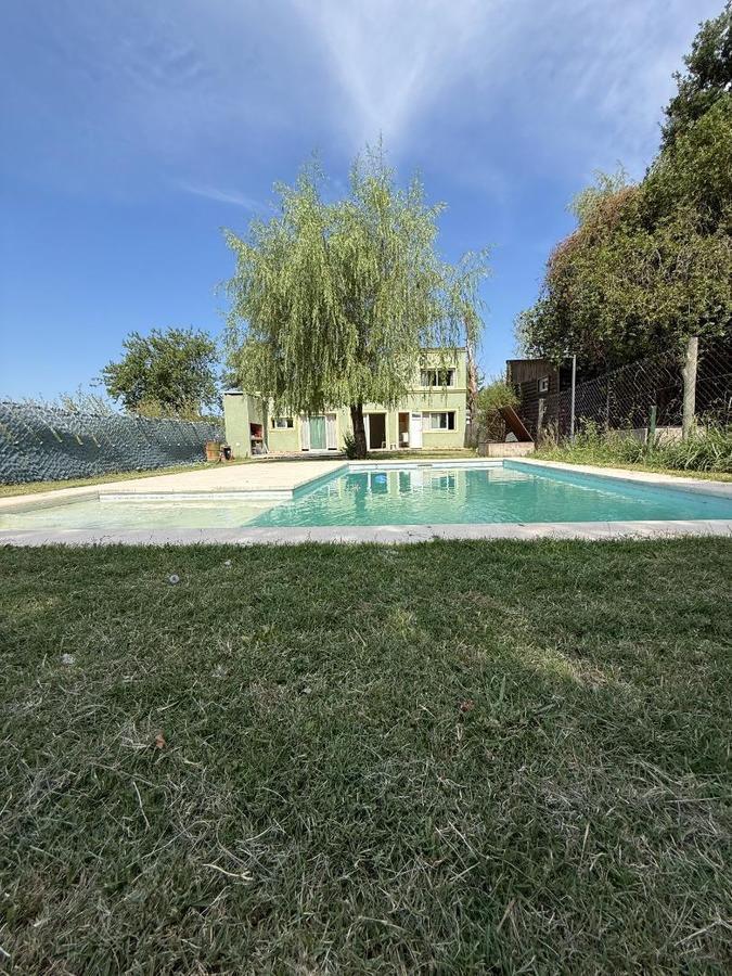 Foto de Casa a estrenar! de 2 Dormi pileta y parque Carmen de Areco., imagen 4