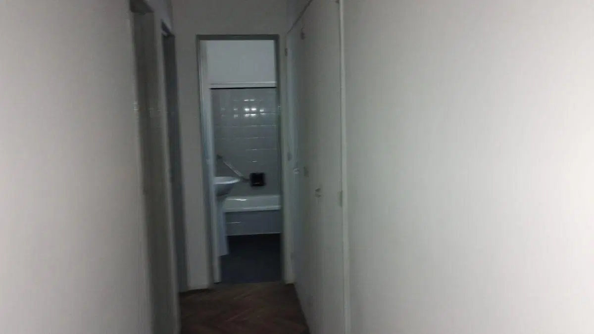 Av. Belgrano al 2600 y Misiones 56 mts2 ALTO piso 9 VISTA ABIERTA, LUz Y SOL con balcon al frente 3