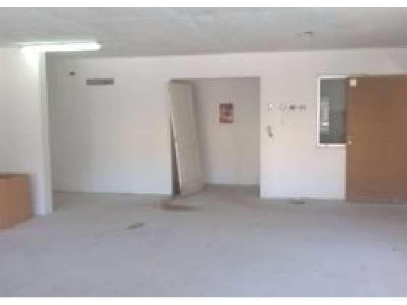 Venta Oficinas con local comercial a metros de Av. Sta. Fe