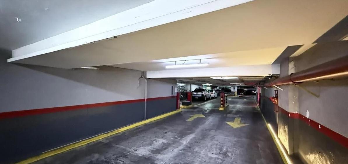 Foto de Venta terreno con edificio de 5500mts 9 pisos y Parking 3 subsuelo, imagen 5