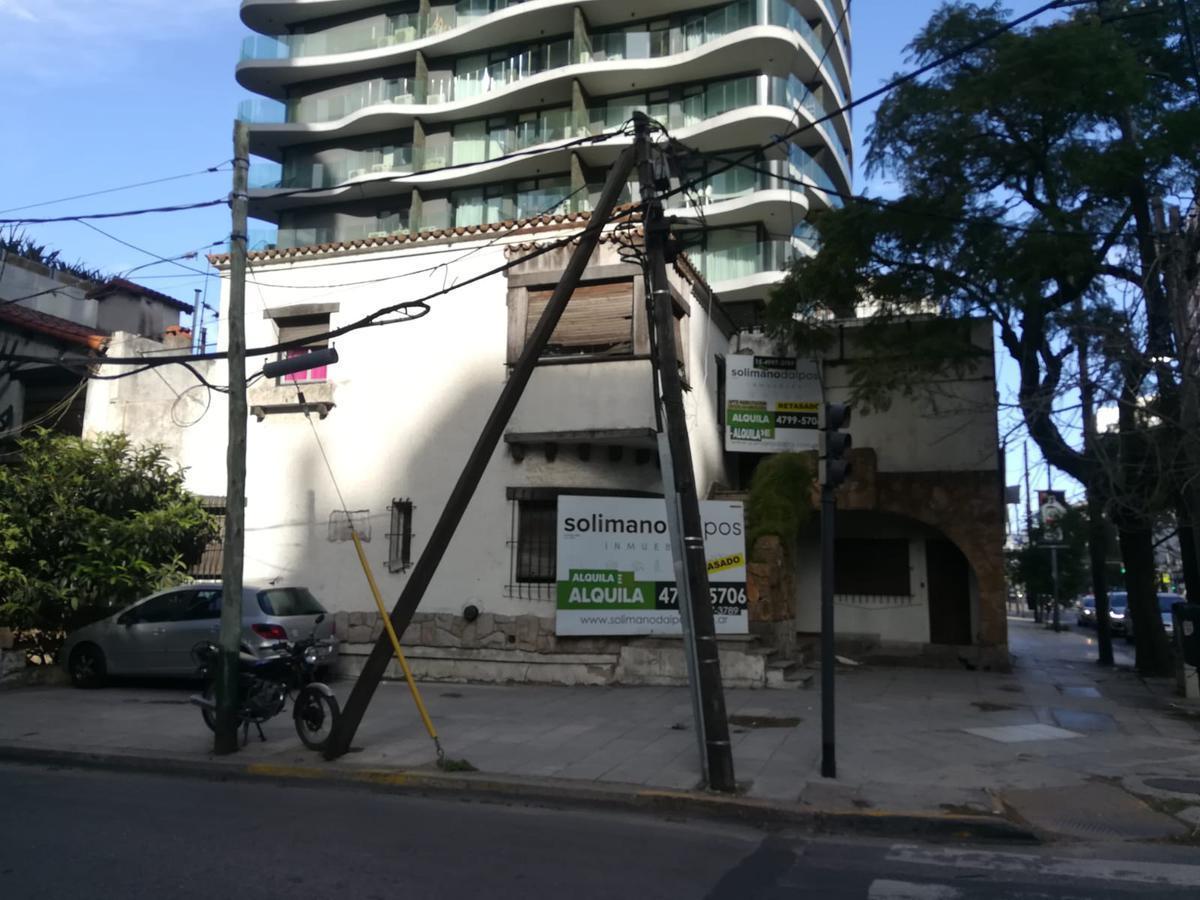 Local - Libertador al Río