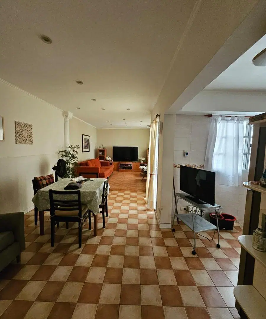 Venta de Terreno Saavedra de 180 metros aproximados sobre lote de 8mts  x 21mts 5