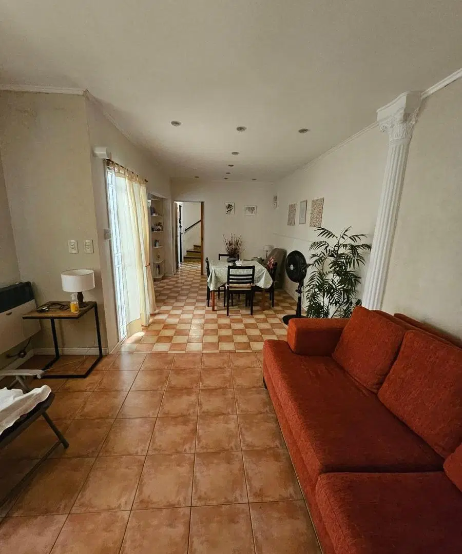 Venta de Terreno Saavedra de 180 metros aproximados sobre lote de 8mts  x 21mts 2