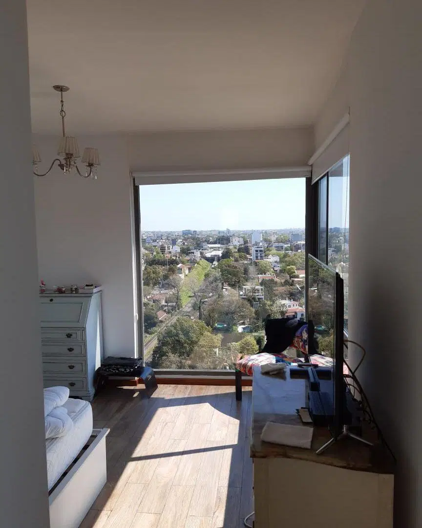 Departamento en Vte Lopez, libertador al río con balcón terraza vista al río 8