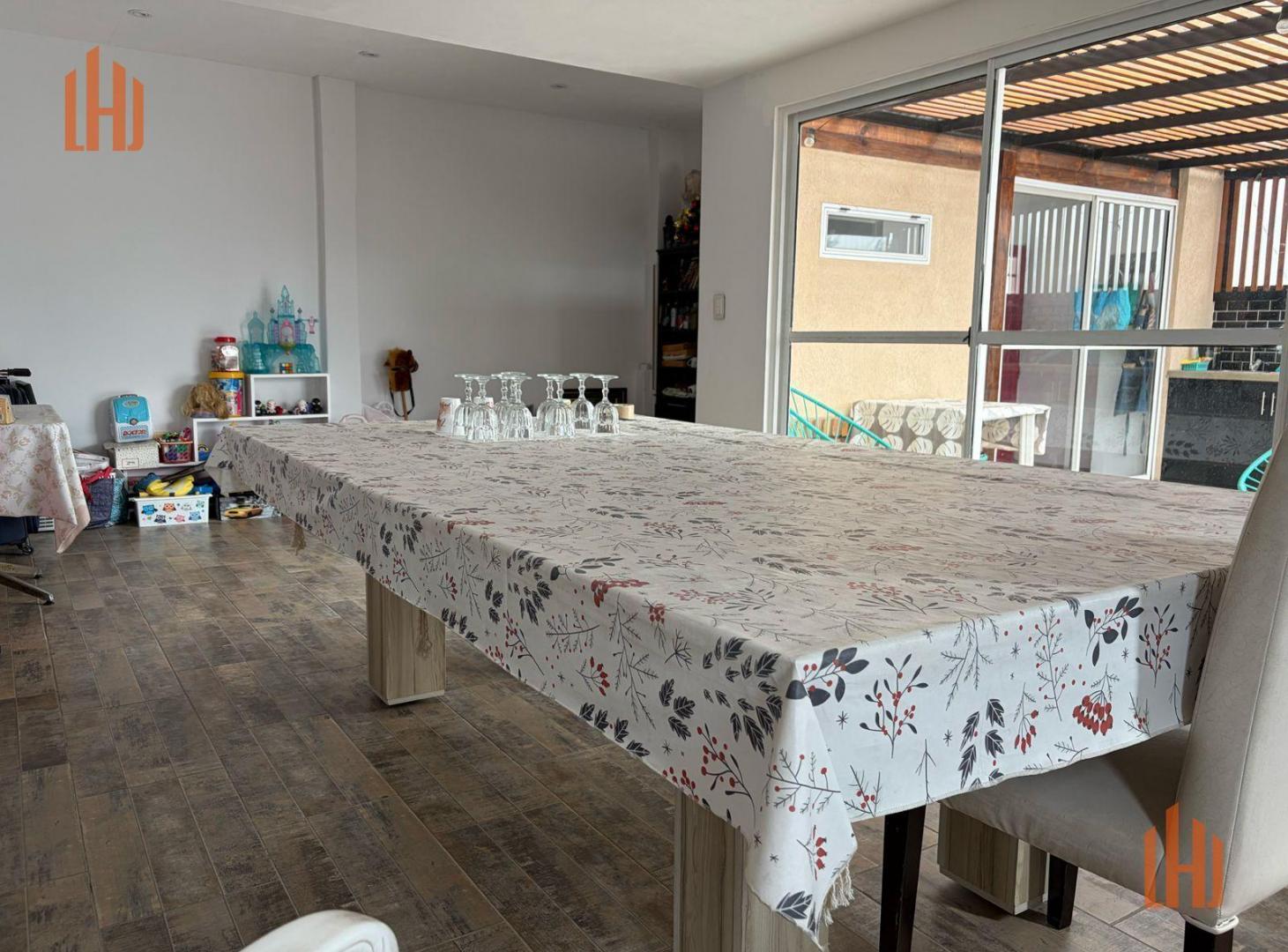 Foto de Venta PH olivos en planta alta de tza quincho 230mts totales, imagen 3