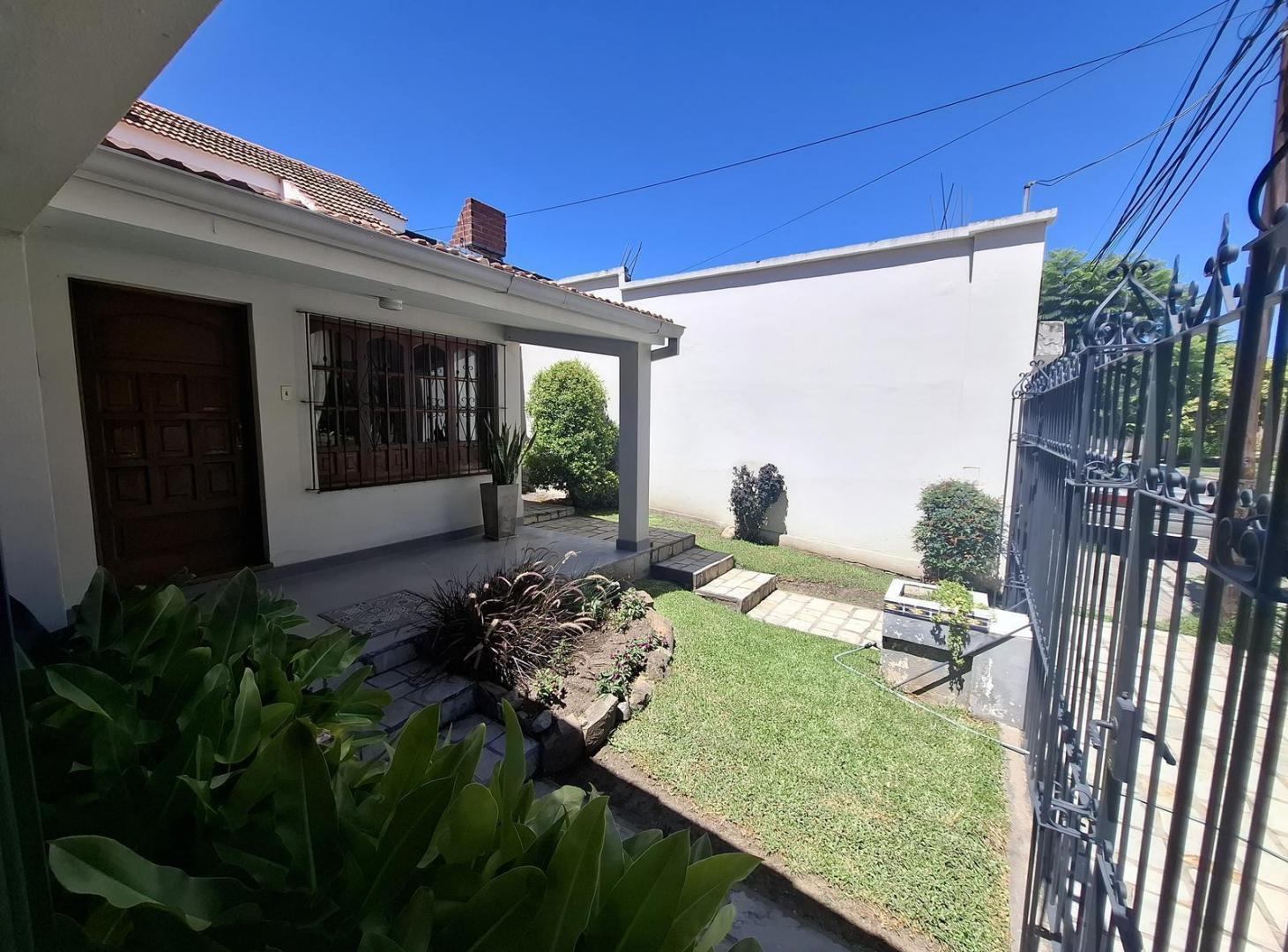 Casa 4 dormitorios en venta Parque Belgrano Salta