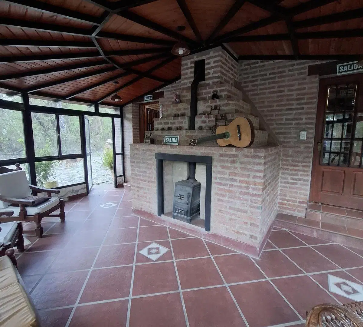 Casa en alquiler 5 dormitorios pileta lesser 2