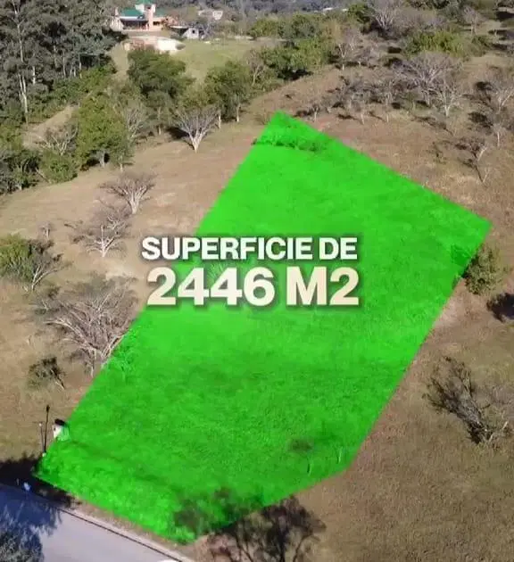 Terreno 2446 m2 en pendiente 3